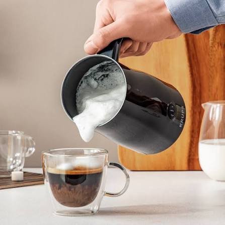 Mousseur À Lait Automatique 150Ml 500W Avec Revêtement Antiadhésif Krups XL100810 – Image 3